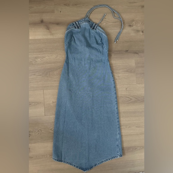 NWT Nasty gal Denim Tie Back Halter Midi Dress - Picture 5 of 9